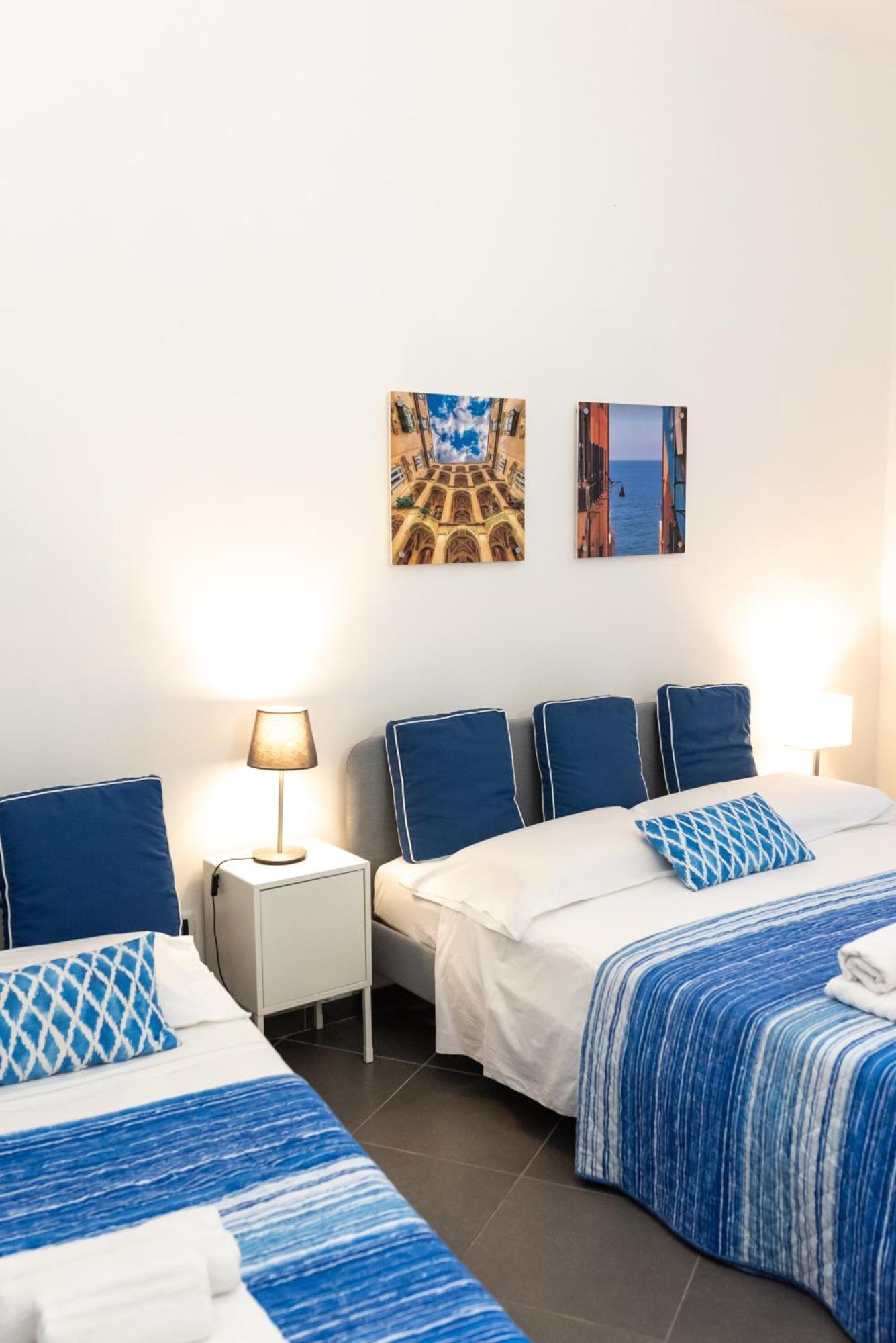 Napoli Sottosopra Chiaia Apartment Екстериор снимка