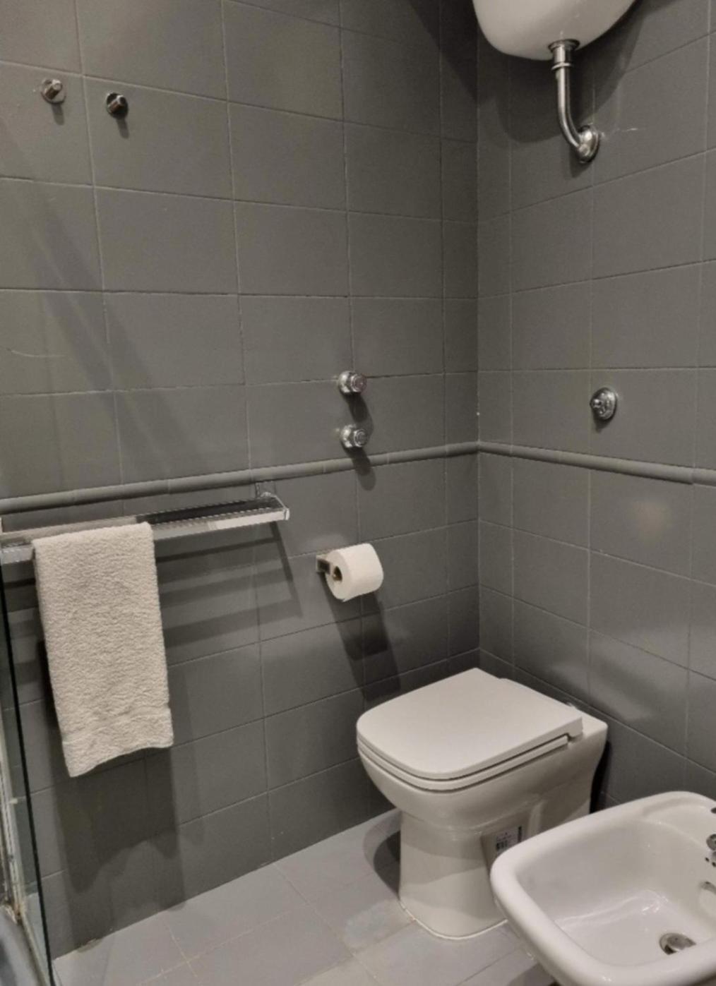 Napoli Sottosopra Chiaia Apartment Екстериор снимка